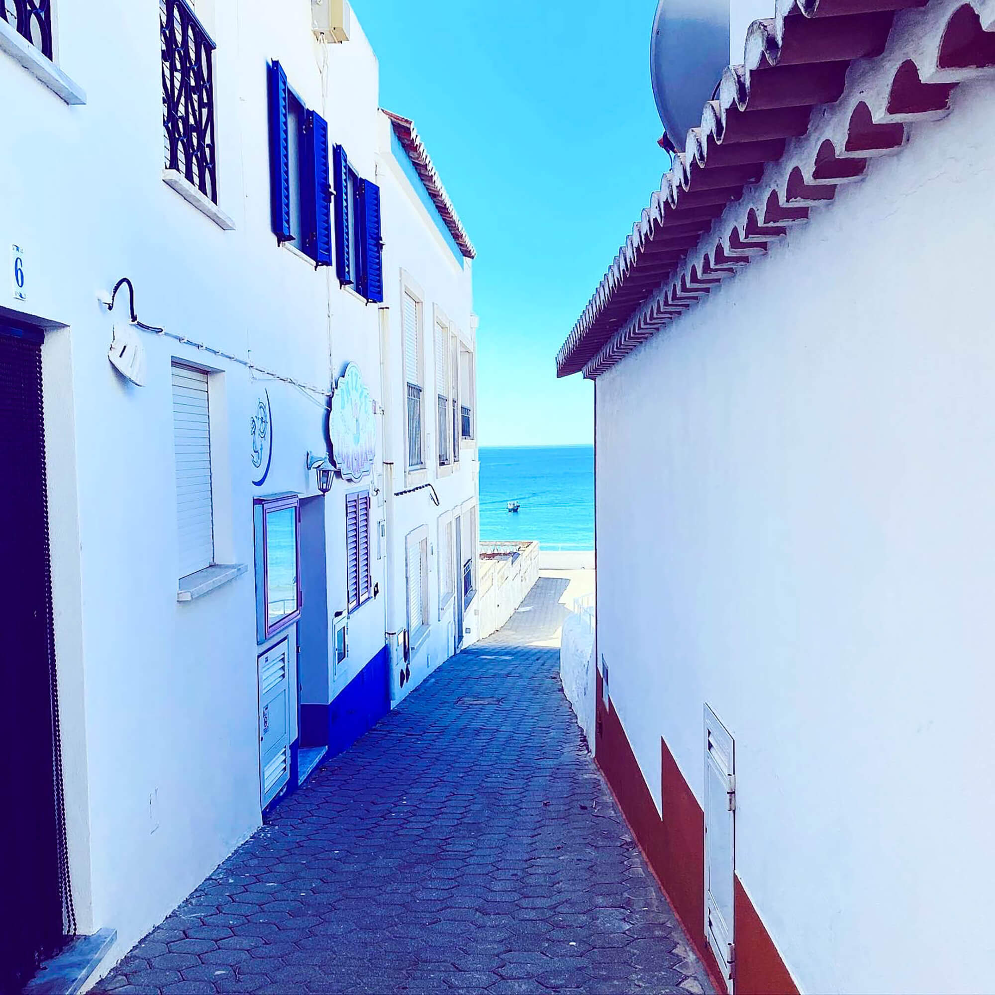 607BC7FE 2361-4543-BC87-4642ED84EB38